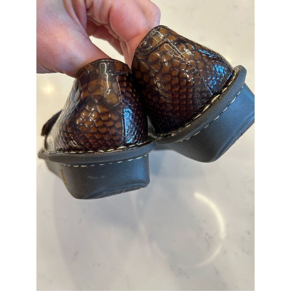Alegria Feliz chocolate brown snake print Mary Jane shoes size 37 - Picture 4 of 9